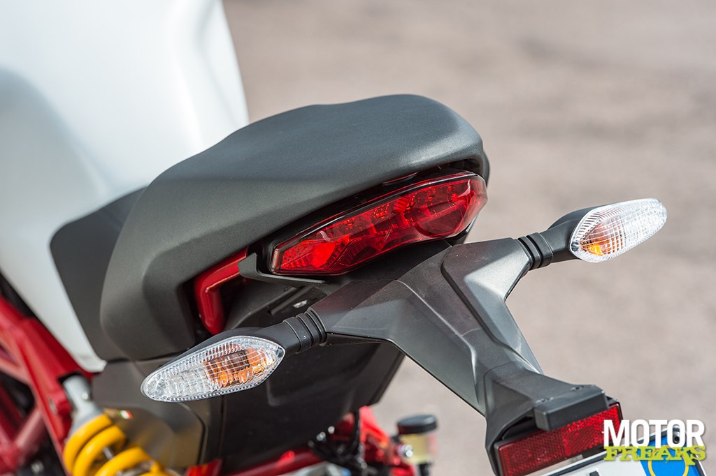 ducati_my17_monster_797_33