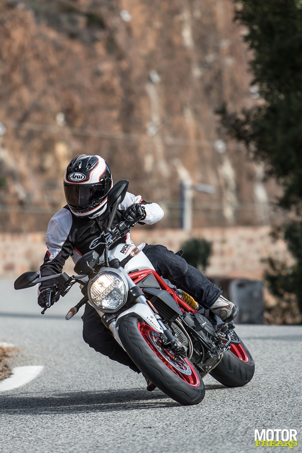 ducati_my17_monster_797_56