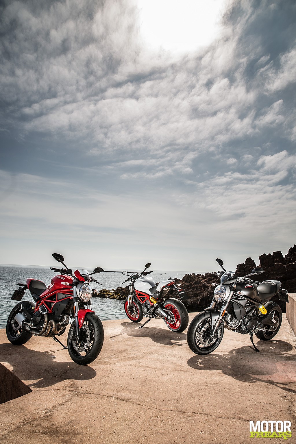 ducati_my17_monster_797_7