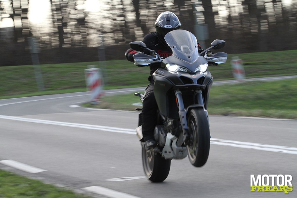 ducati_my18_mts_1260_s_8