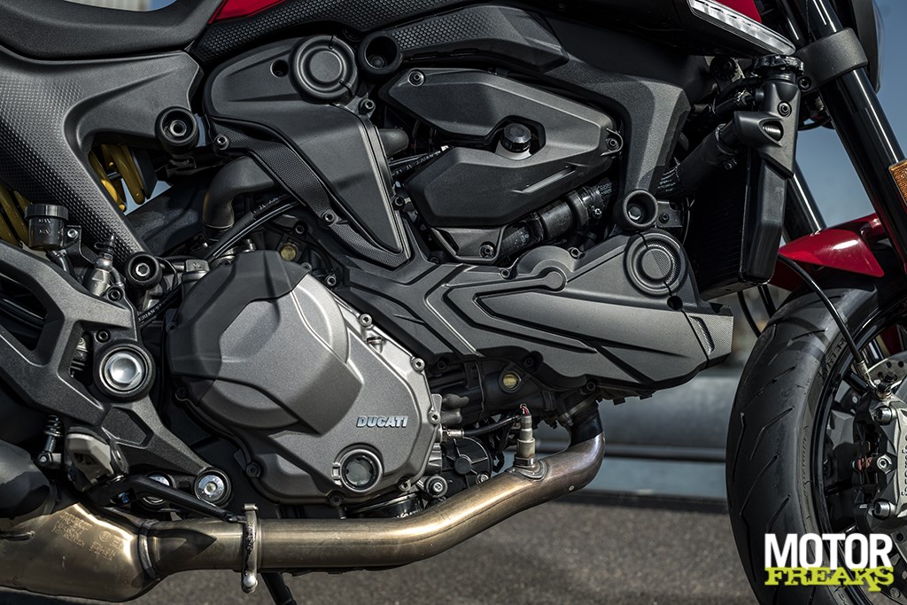 ducati_my21_monster_1