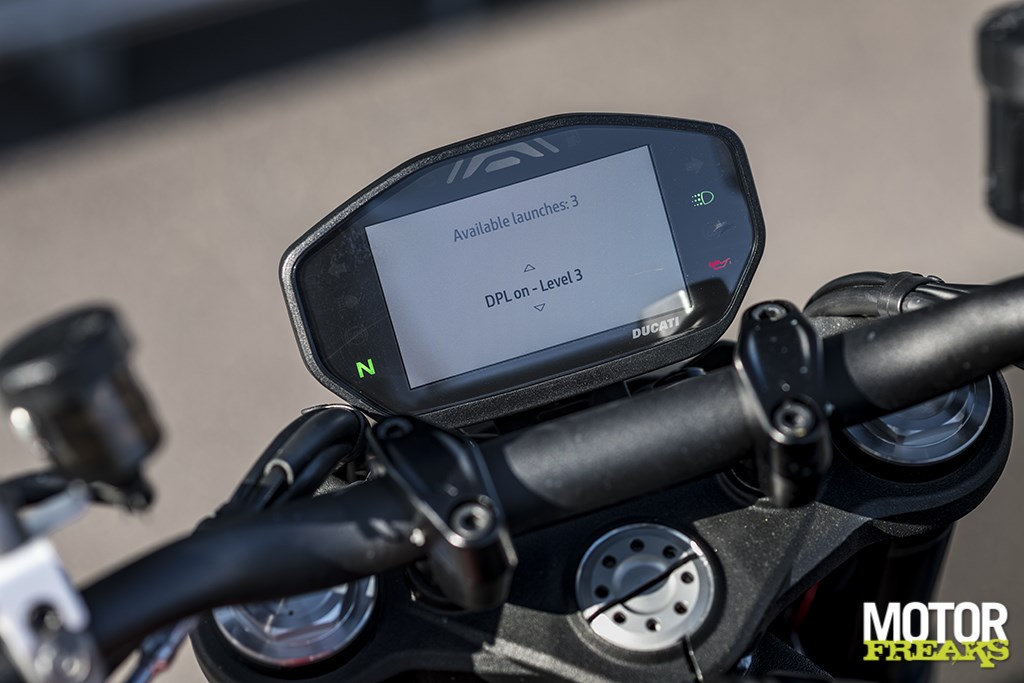 ducati_my21_monster_13