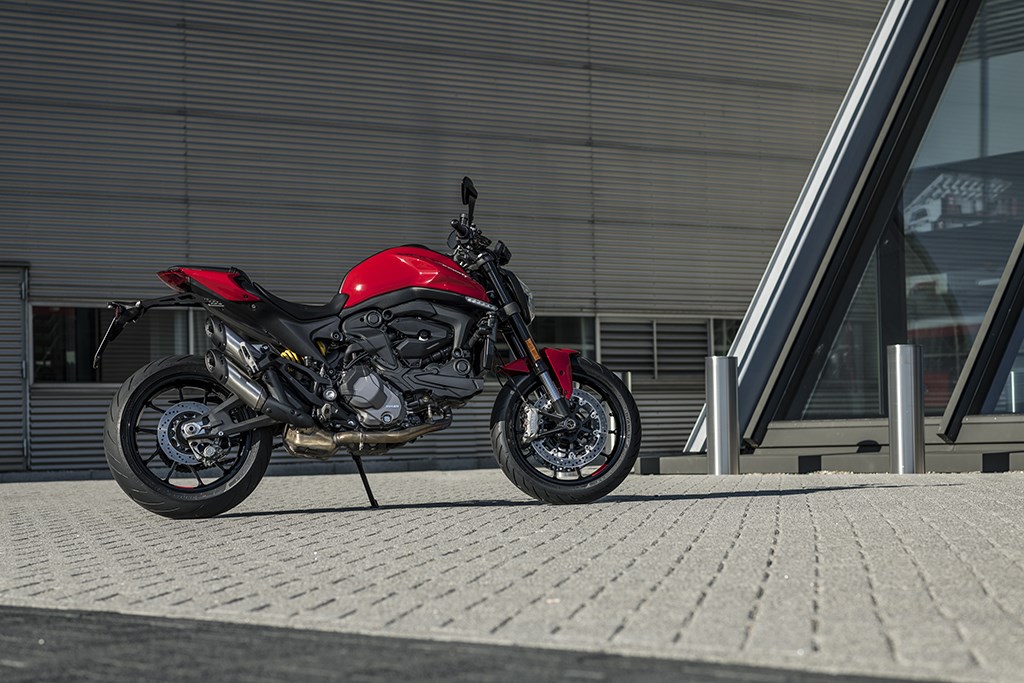 ducati_my21_monster_35