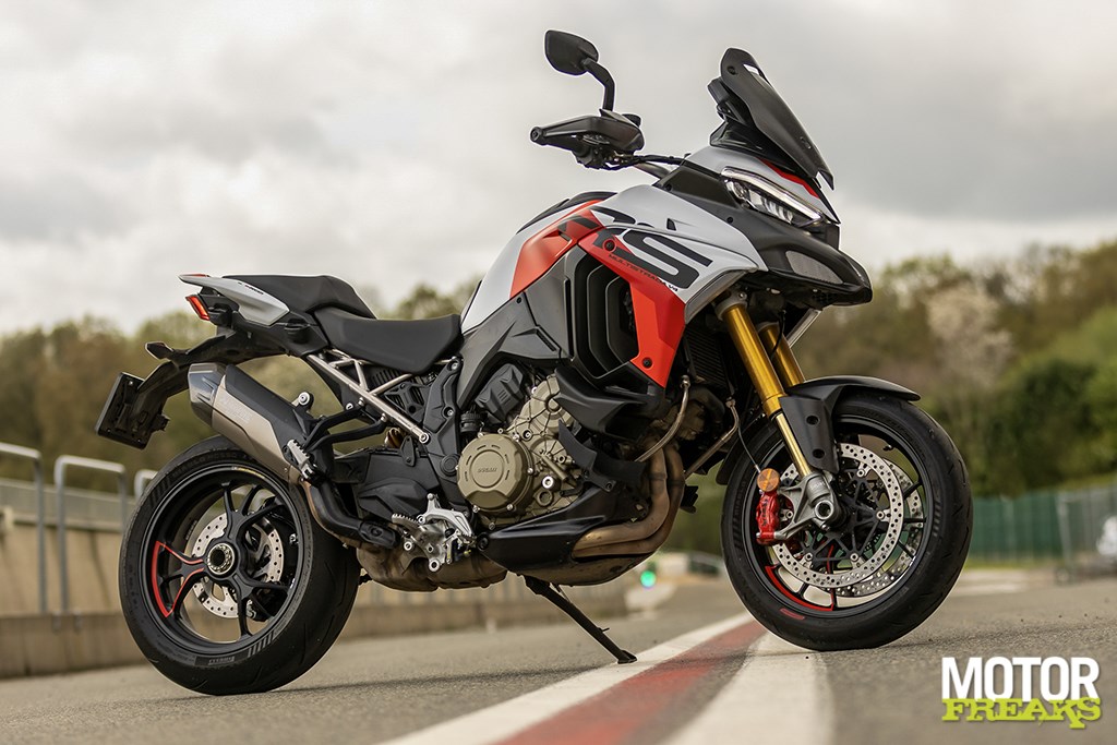 ducati_my24_multistrada_v4_rs_09