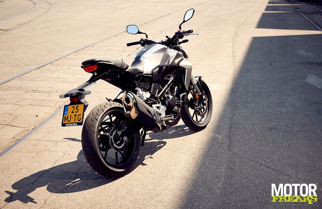 honda_my18_cb300r_15