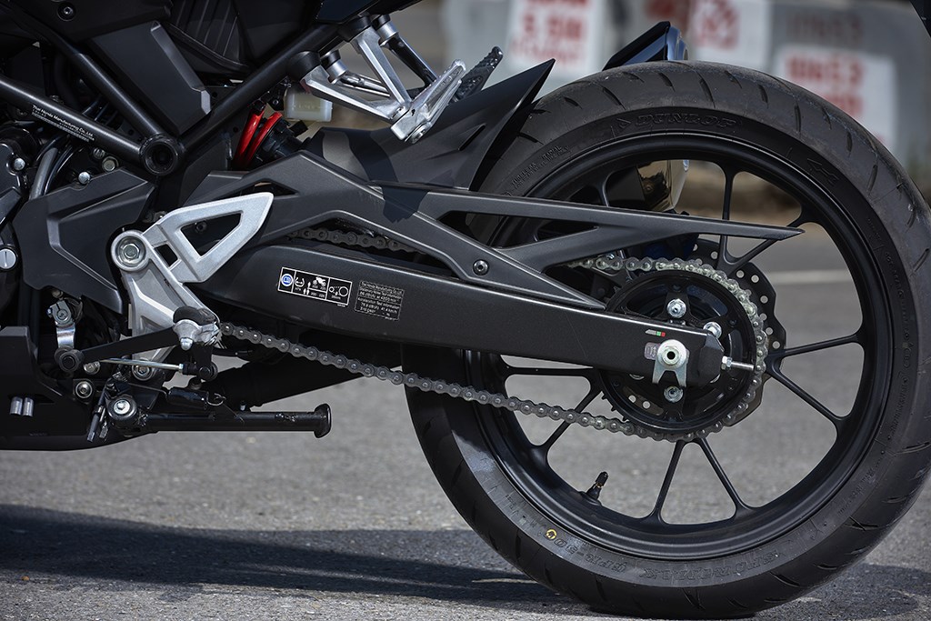 honda_my18_cb300r_50