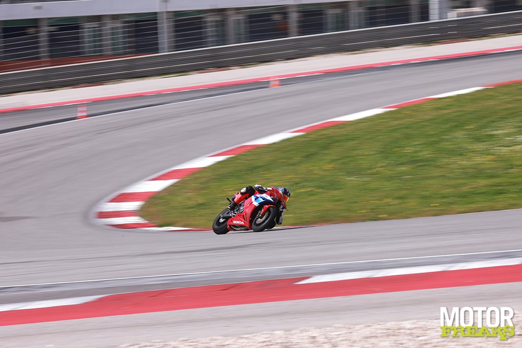 honda_my24_cvr600rr_01