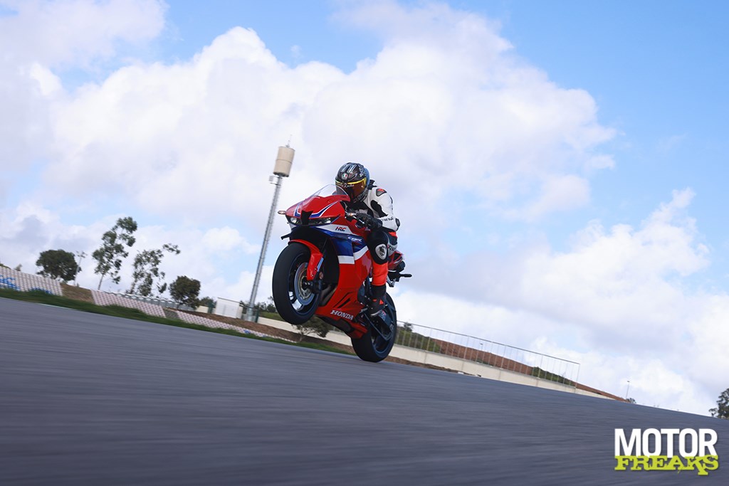 honda_my24_cvr600rr_17