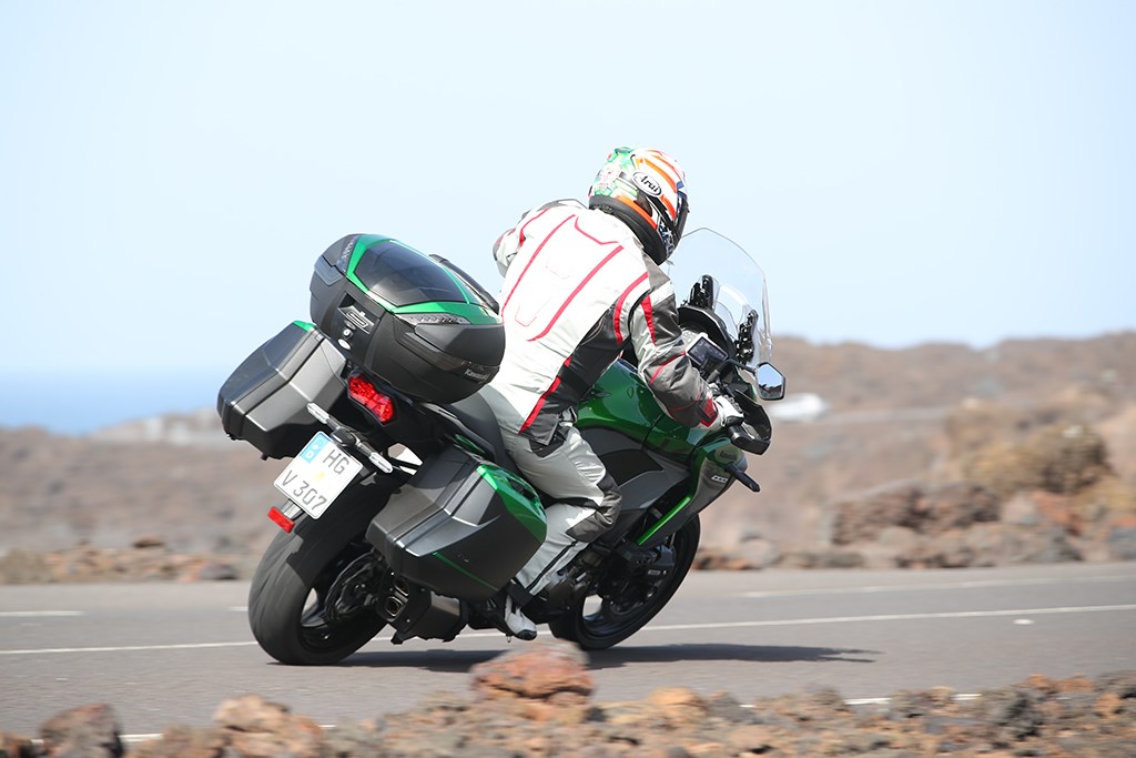 kawasaki_my19_versys_1000_se_14