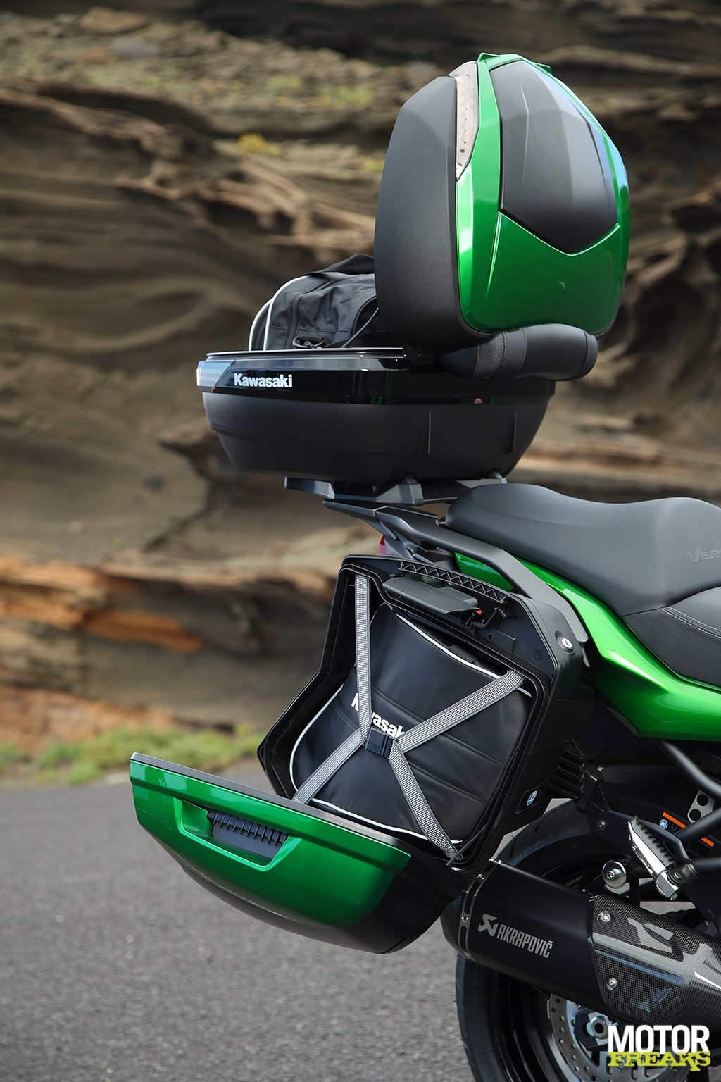 kawasaki_my19_versys_1000_se_46