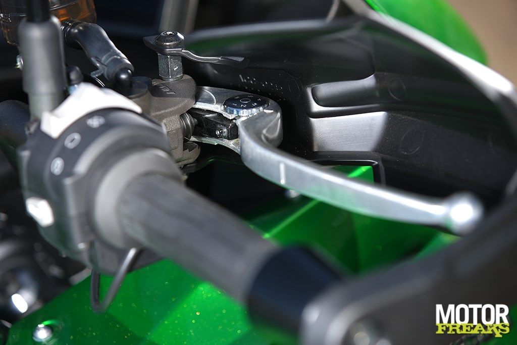 kawasaki_my19_versys_1000_se_61