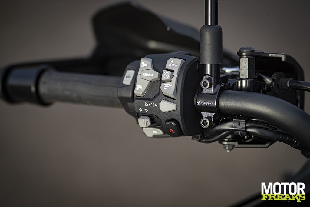 kawasaki_my21_versys_1000_se_034