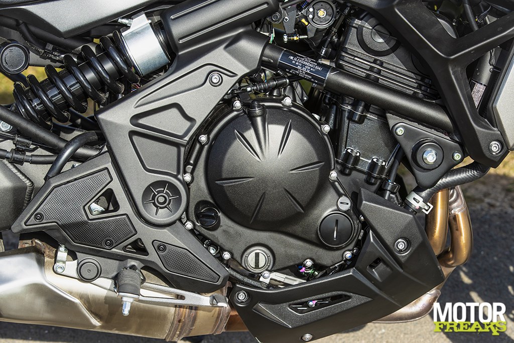 kawasaki_my22_versys_650_0345