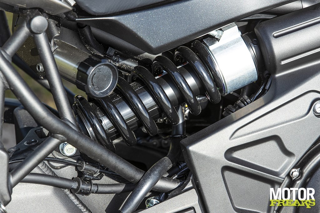 kawasaki_my22_versys_650_0379