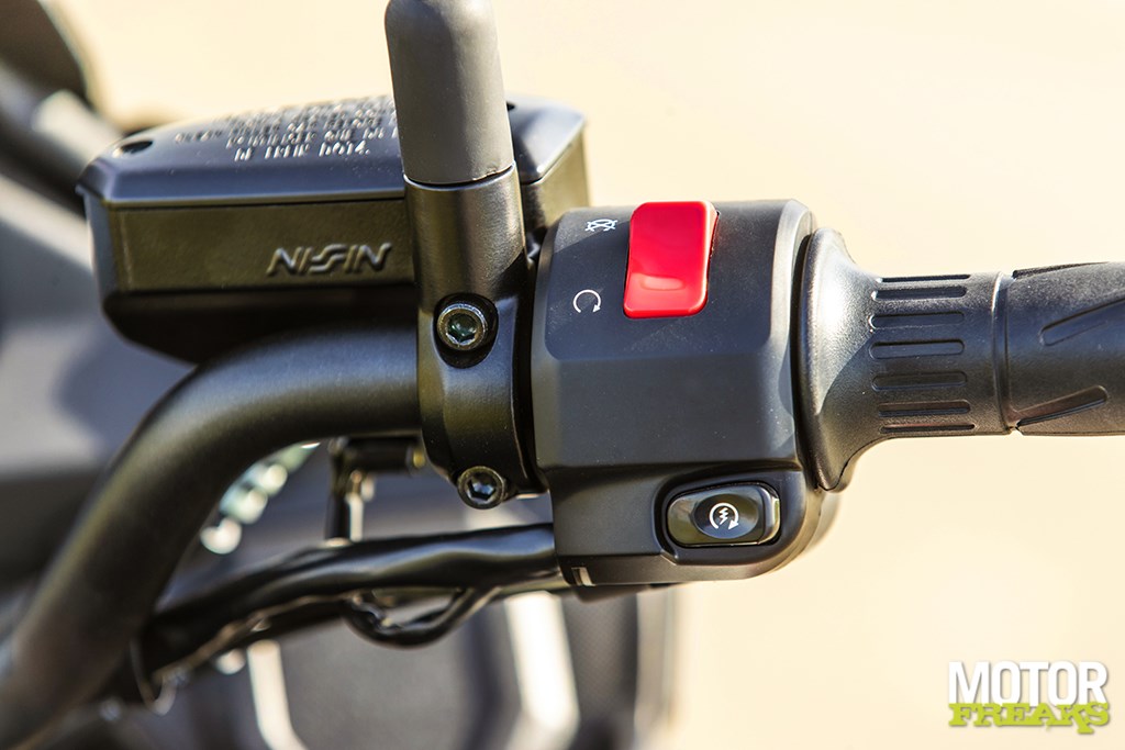 kawasaki_my22_versys_650_0385