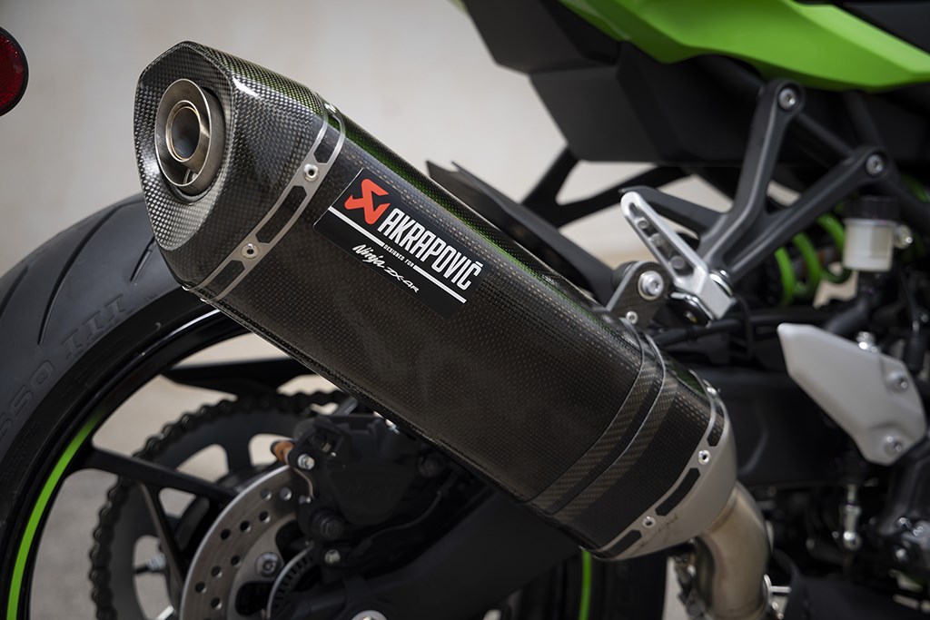 kawasaki_my24_ninja_zx-4rr_38