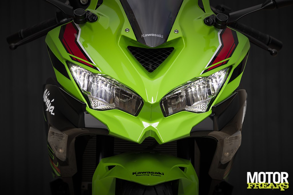 kawasaki_my24_ninja_zx-4rr_47