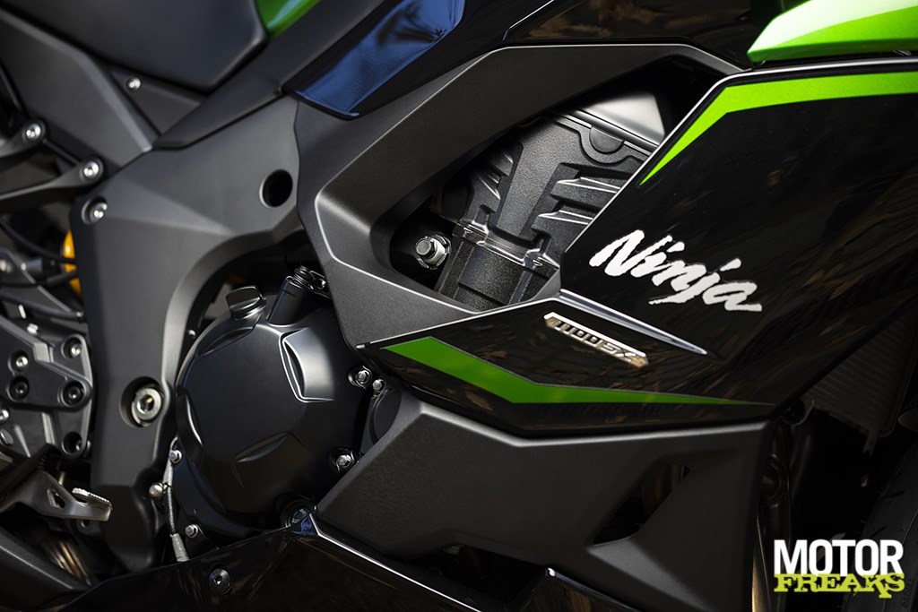 kawasaki_my25_ninja_1100_sx_se_34