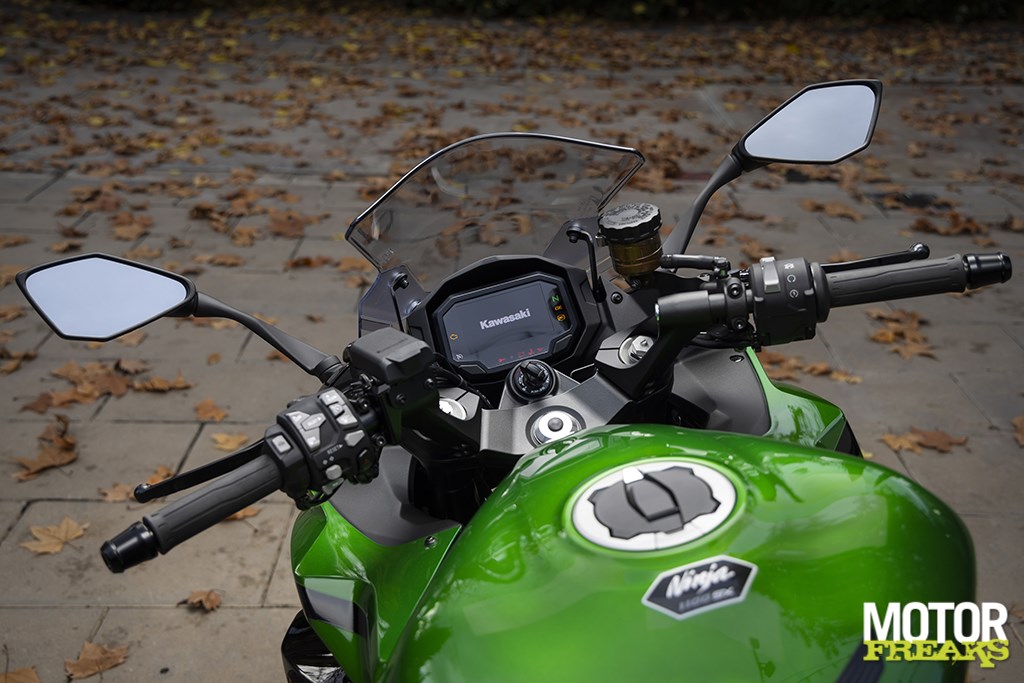 kawasaki_my25_ninja_1100_sx_se_36
