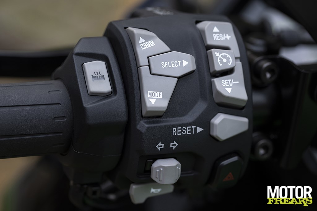 kawasaki_my25_ninja_1100_sx_se_37