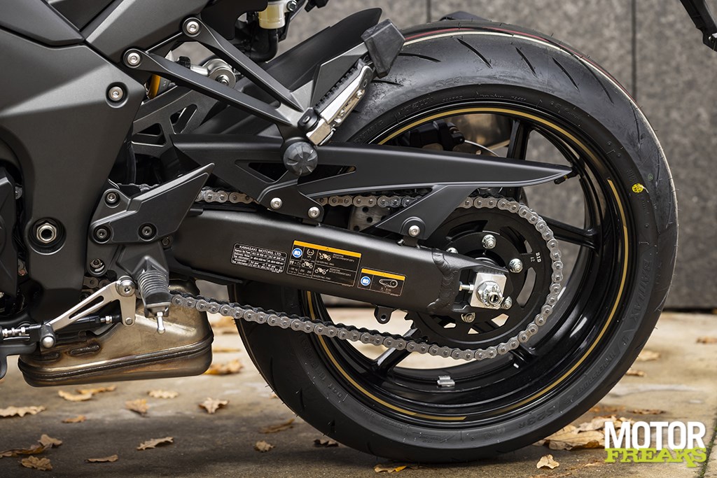 kawasaki_my25_ninja_1100_sx_se_42