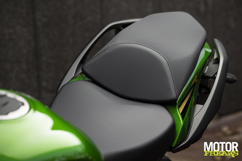 kawasaki_my25_ninja_1100_sx_se_44