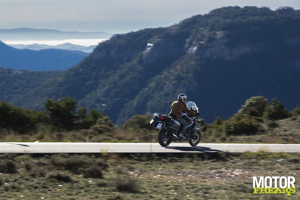 kawasaki_my25_versys_1100_se_12