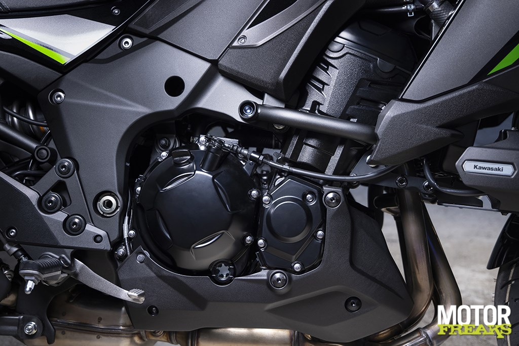 kawasaki_my25_versys_1100_se_41