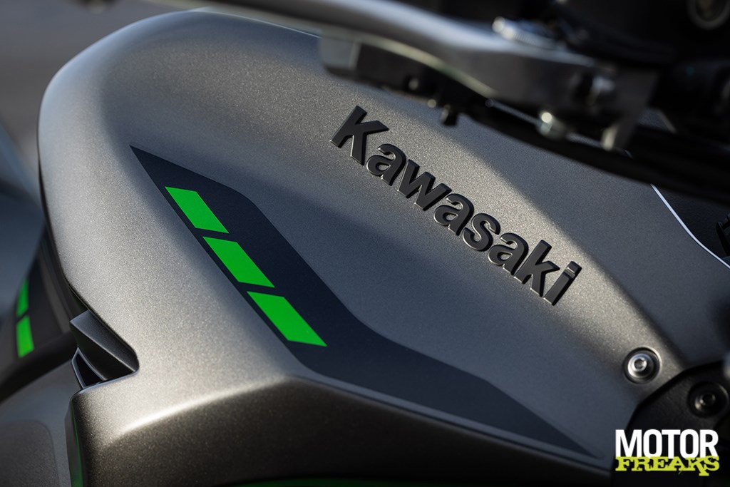 kawasaki_my25_z900_29