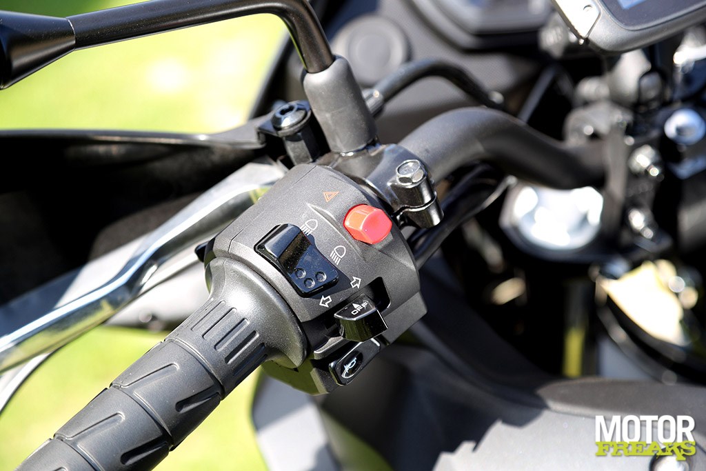 kawasaki_versys-x_300_33