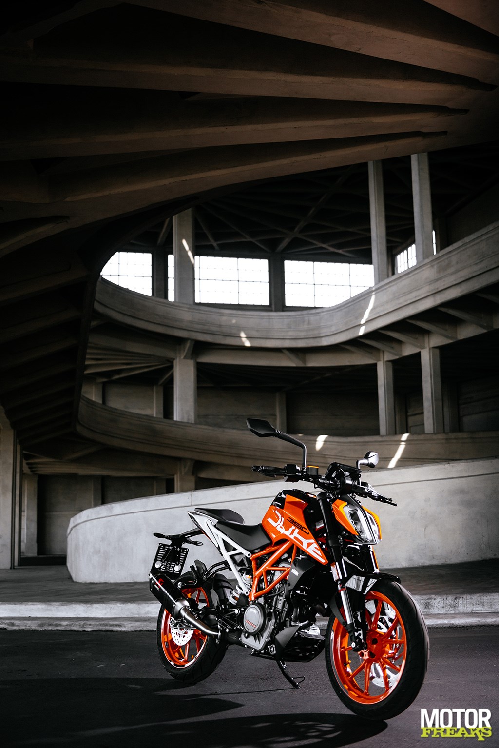 ktm_my17_390_duke_20