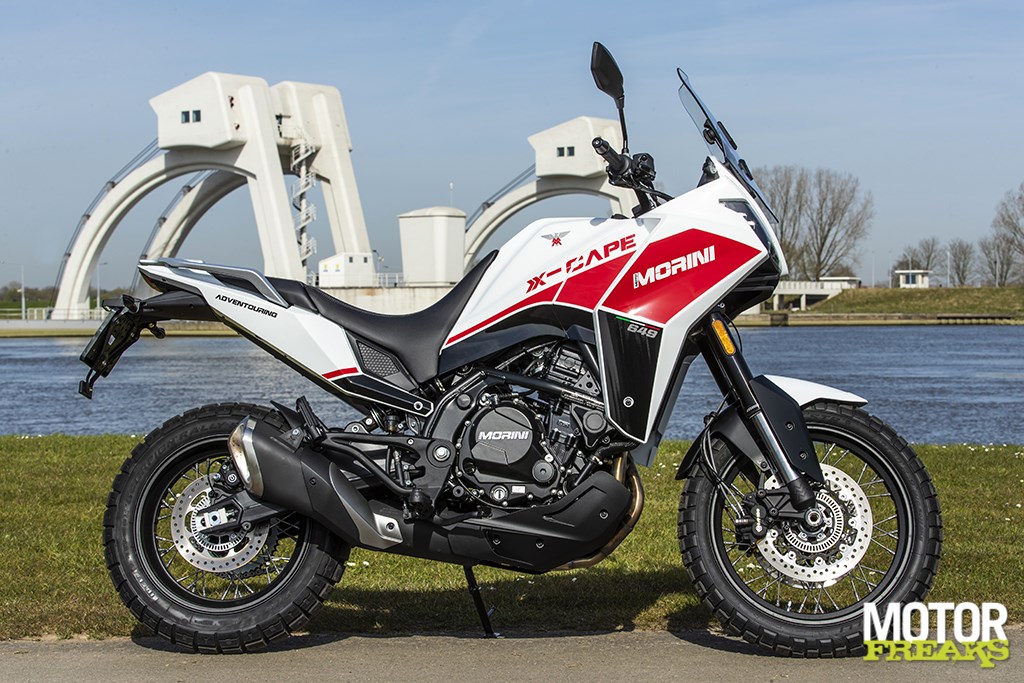 moto_morini_my22_x-cape_0402