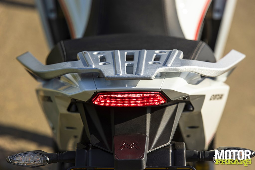 moto_morini_my22_x-cape_0446