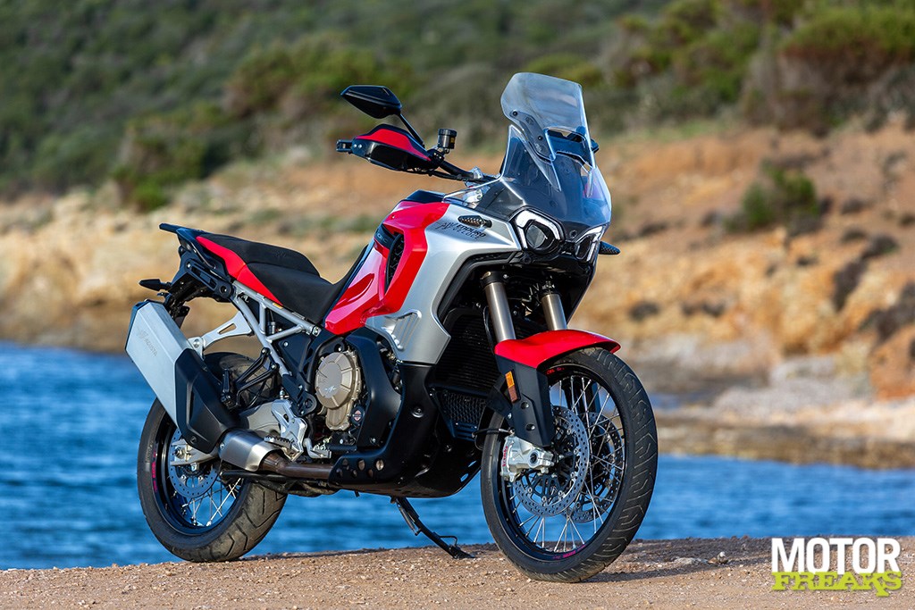 mv_agusta_enduro_veloce_22