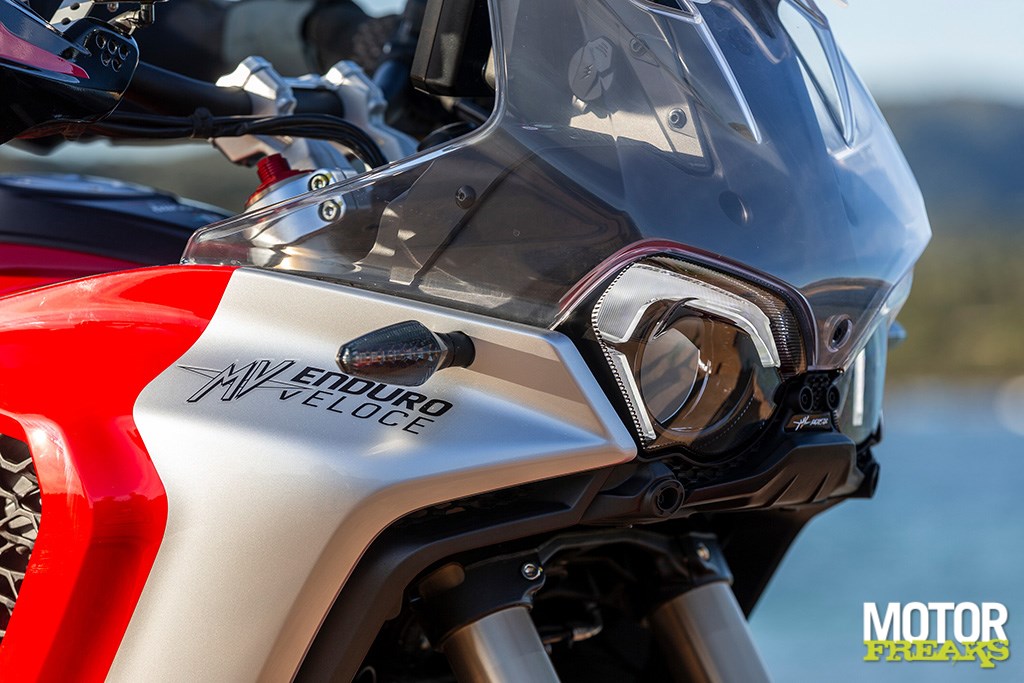 mv_agusta_enduro_veloce_36