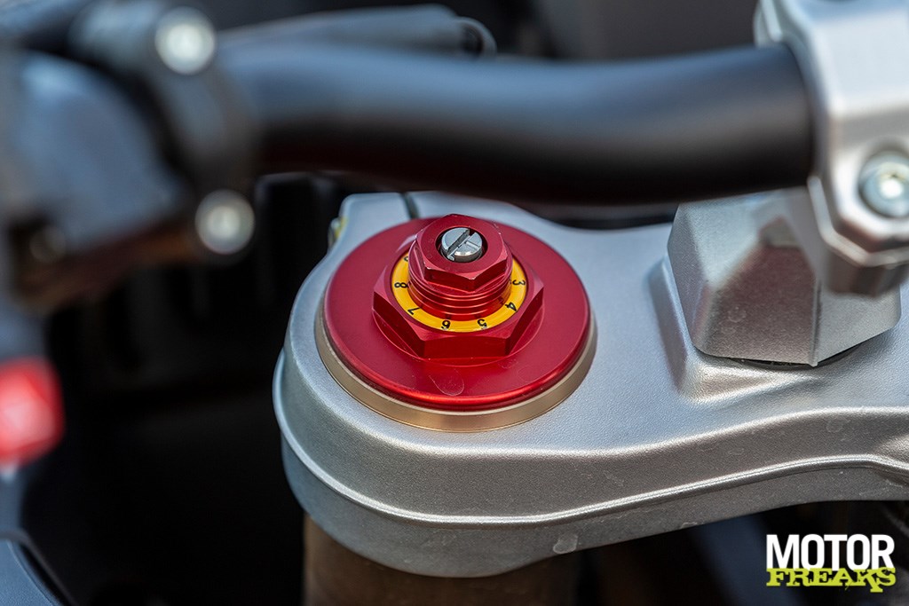 mv_agusta_enduro_veloce_43