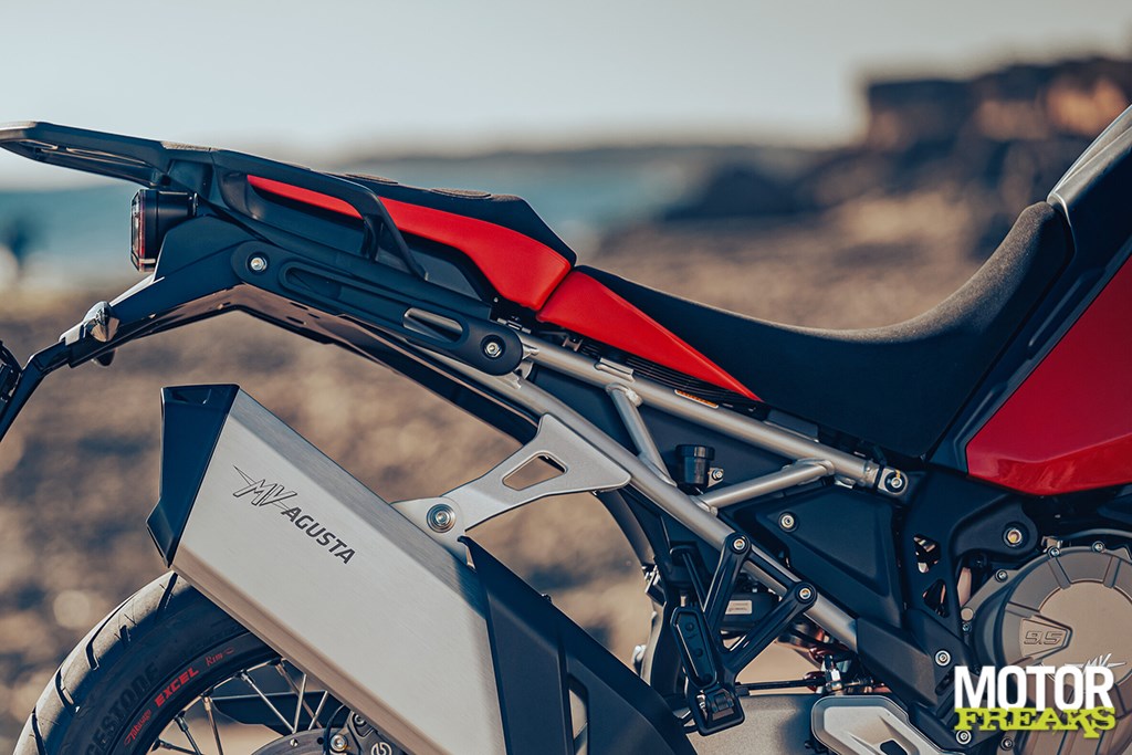 mv_agusta_enduro_veloce_47