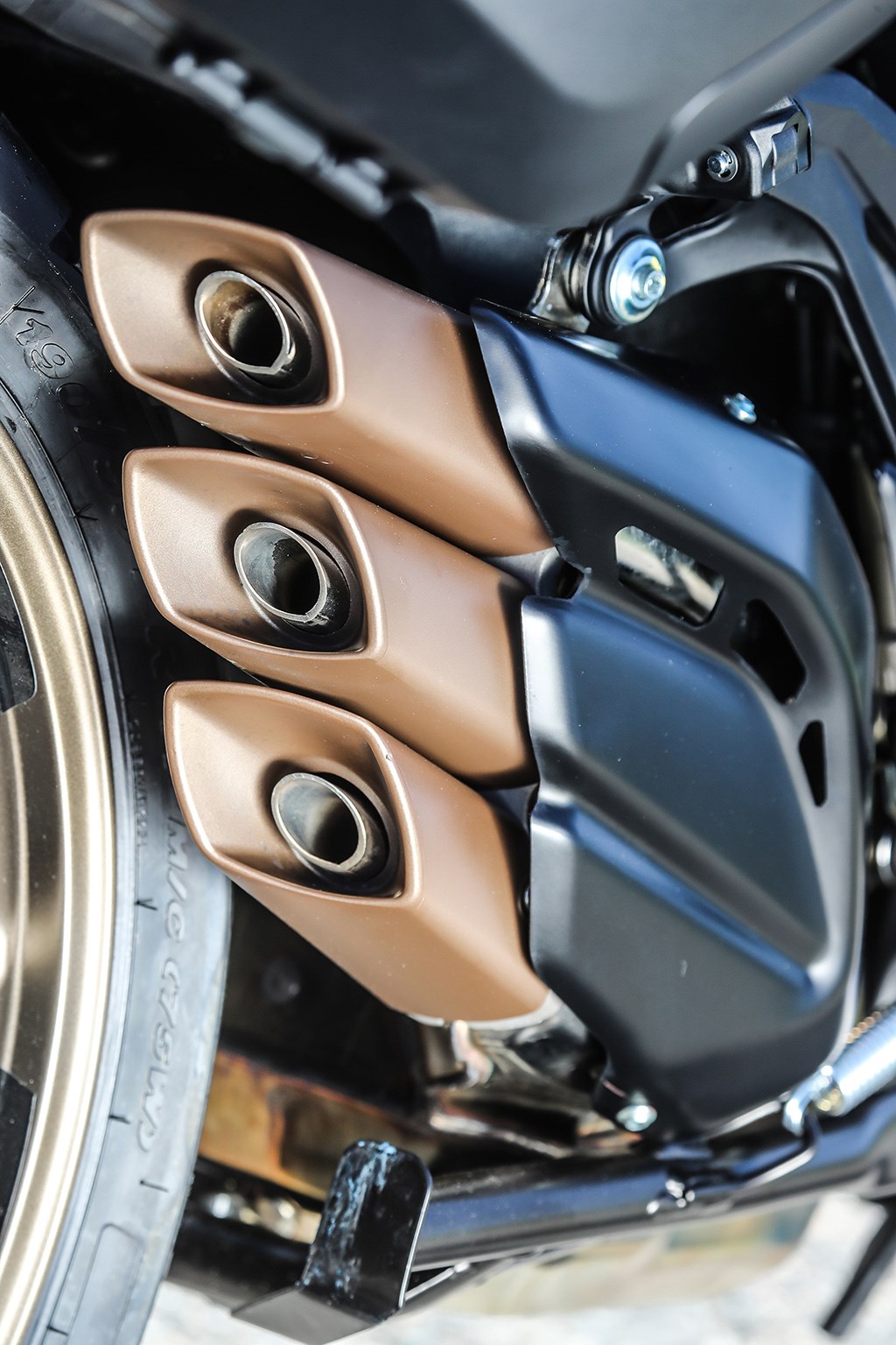 mv_agusta_turismo_veloce_800_lusso_44