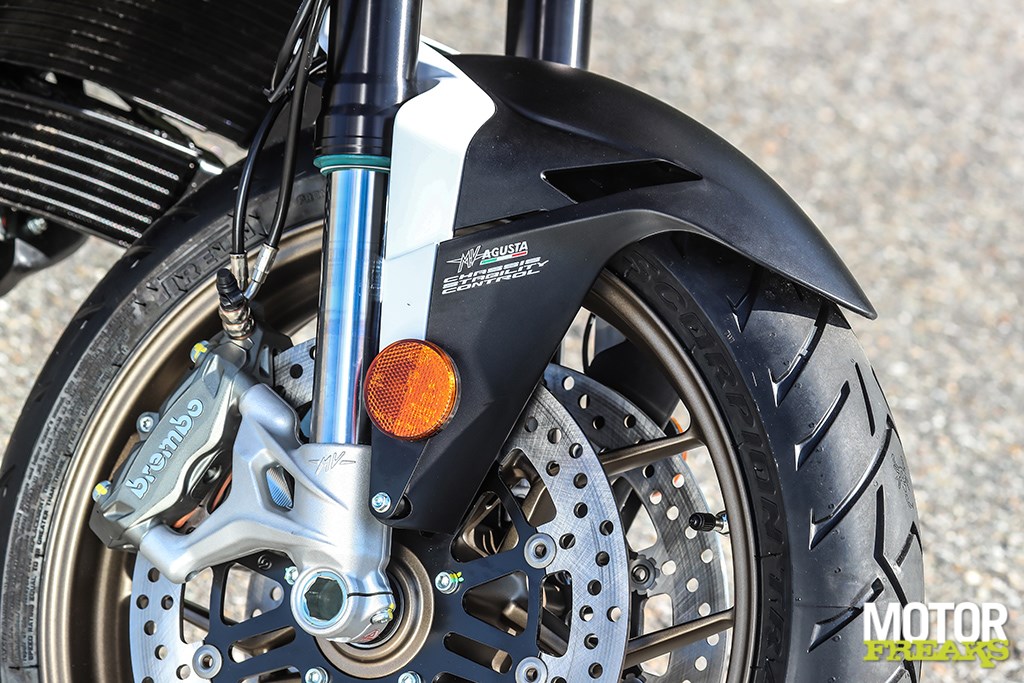 mv_agusta_turismo_veloce_800_lusso_49