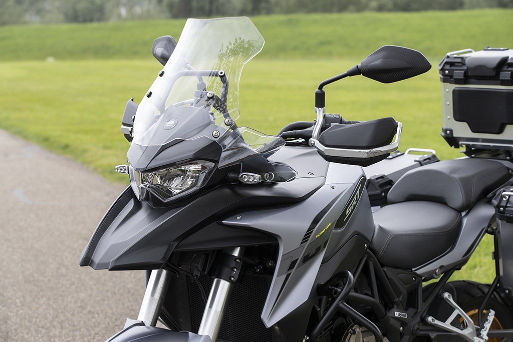 qjmotor_srt_700_sx_09