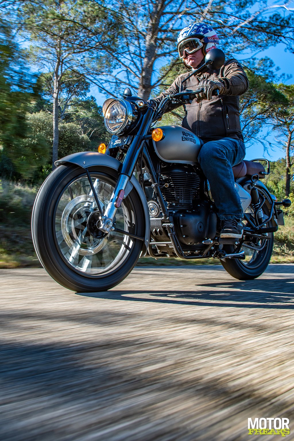 royal_enfield_classic_350_3