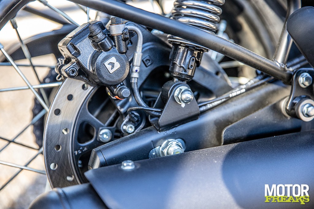 royal_enfield_classic_350_48