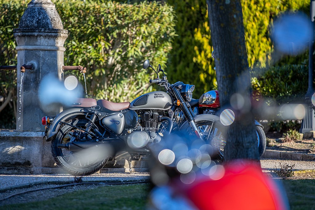 royal_enfield_classic_350_53