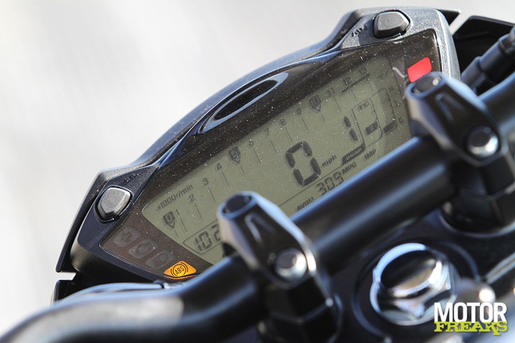 suzuki_my17_gsx-s750z_11