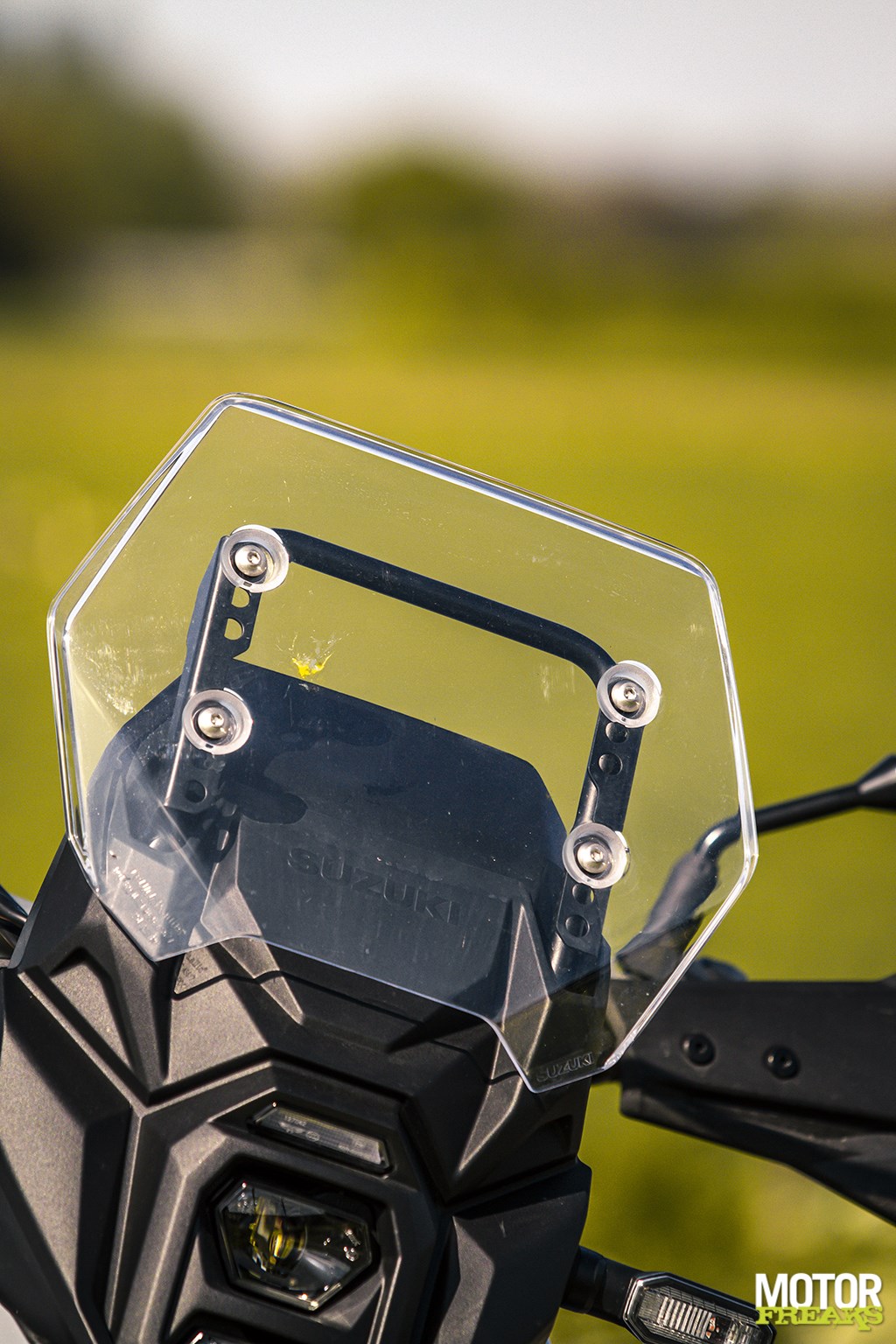 suzuki_my23_v-strom_800de_24