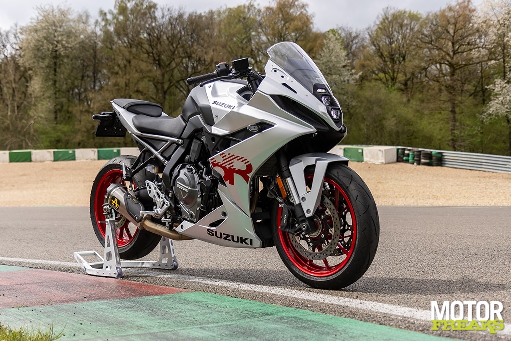 suzuki_my24_gsx_8r_06