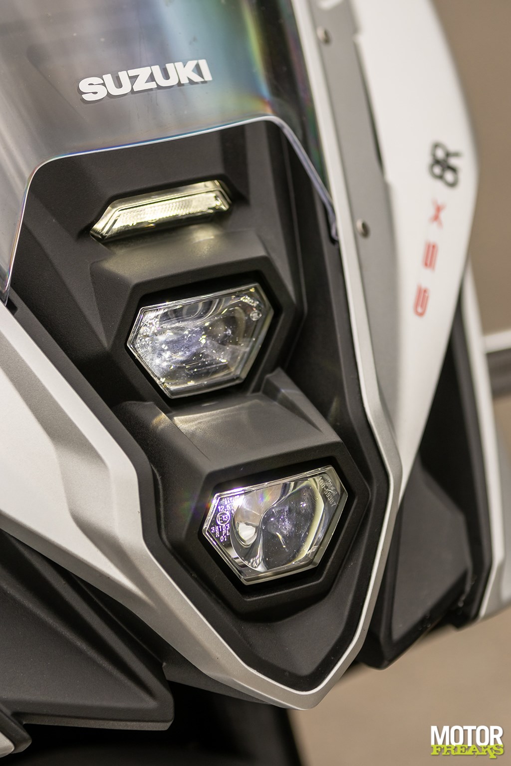 suzuki_my24_gsx_8r_17