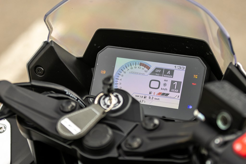 suzuki_my24_gsx_8r_18