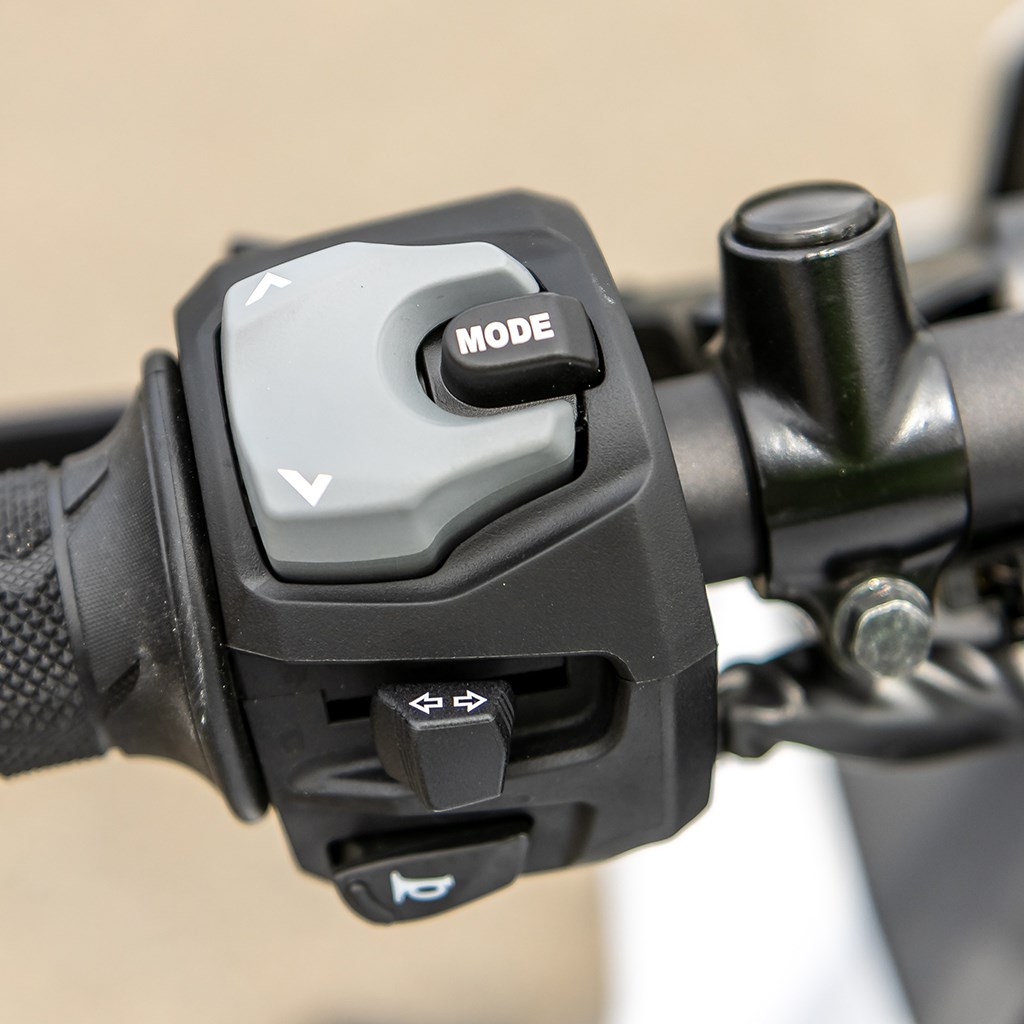 suzuki_my24_gsx_8r_22