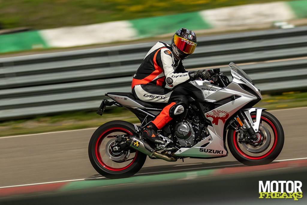 suzuki_my24_gsx_8r_37